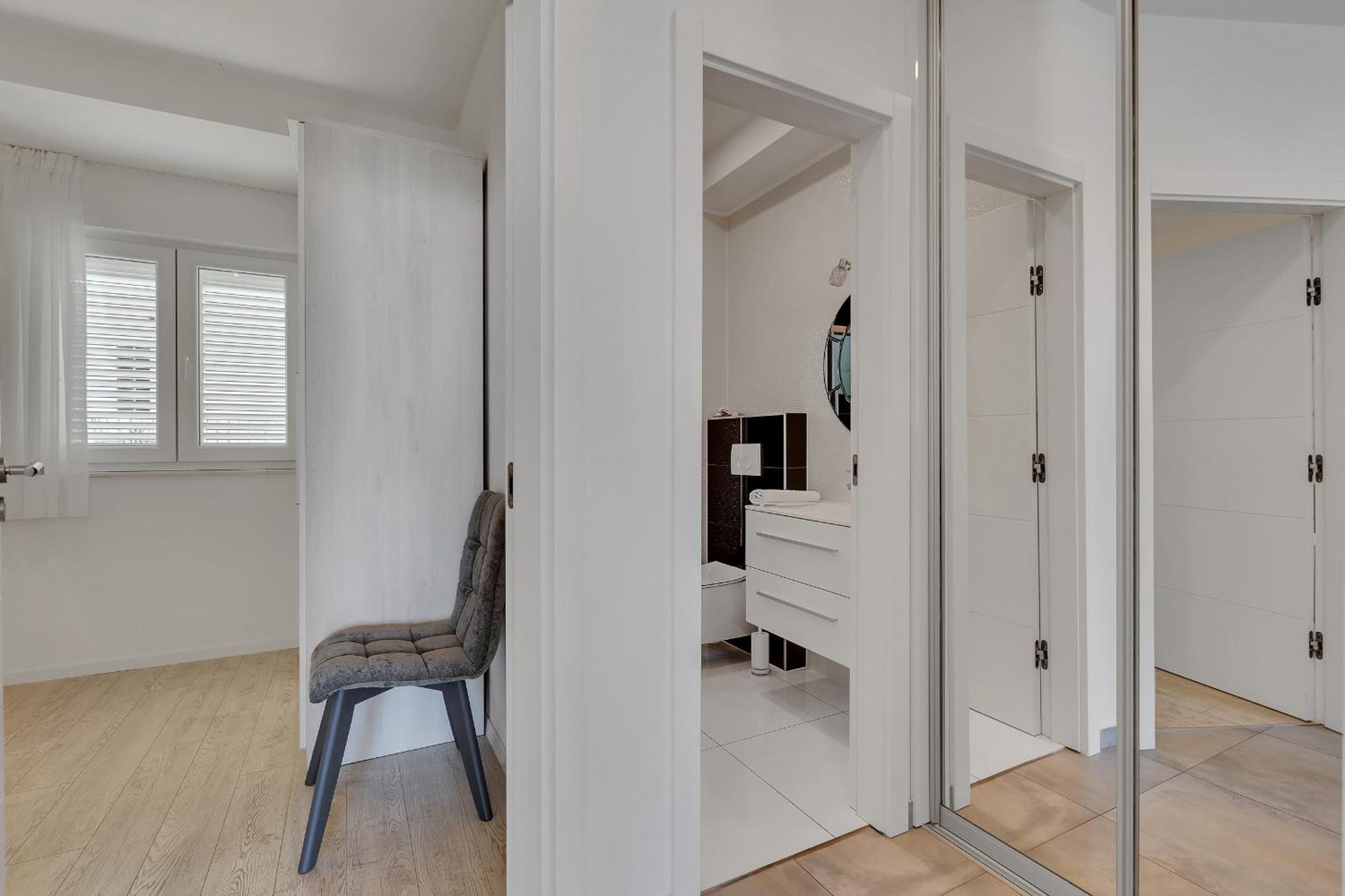 Apartments Dany Makarska Bagian luar foto