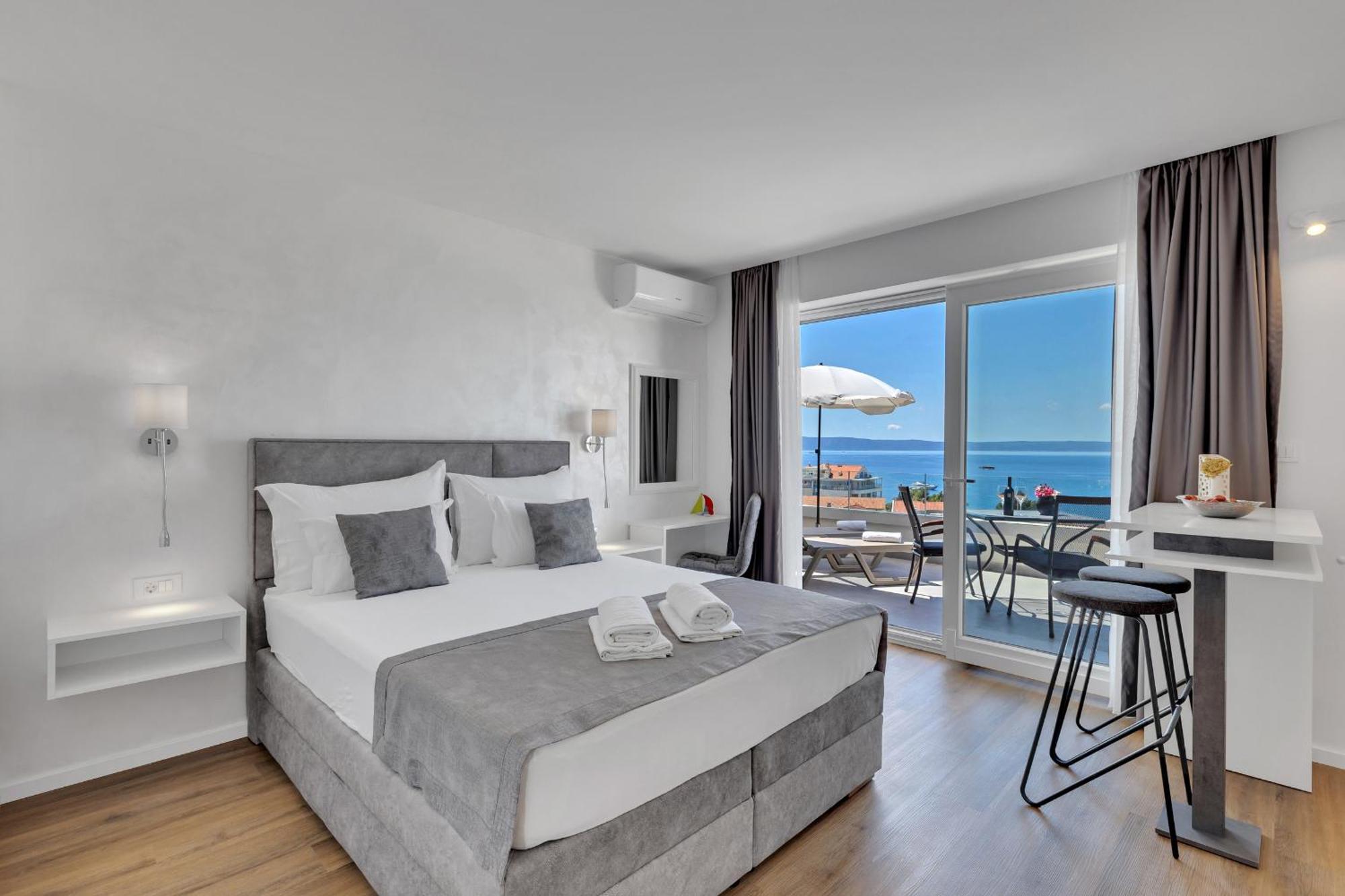 Apartments Dany Makarska Bagian luar foto