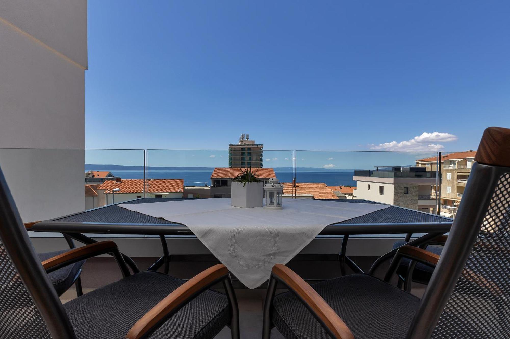 Apartments Dany Makarska Bagian luar foto
