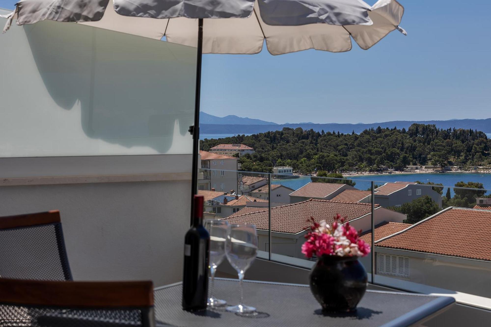 Apartments Dany Makarska Bagian luar foto