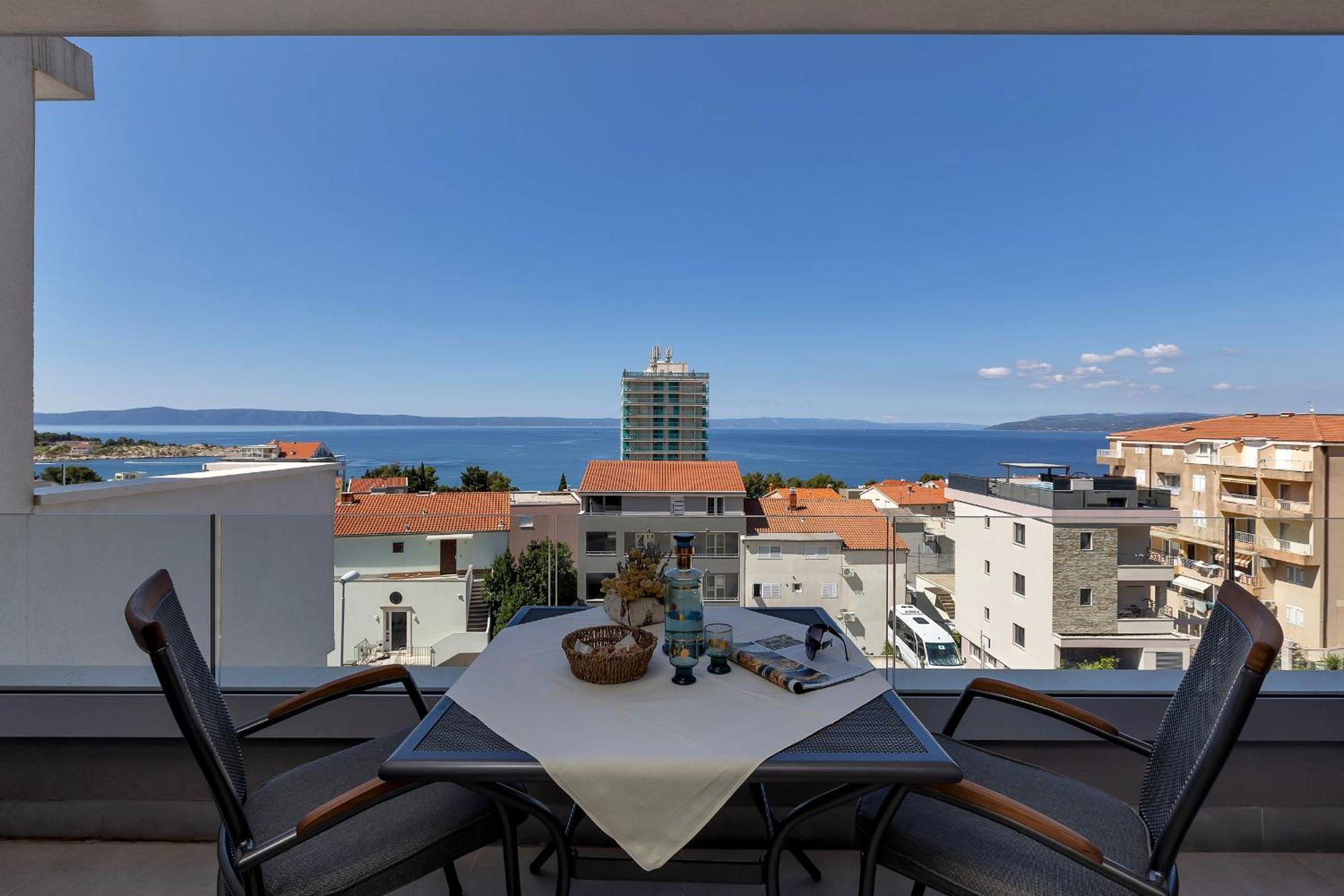 Apartments Dany Makarska Bagian luar foto