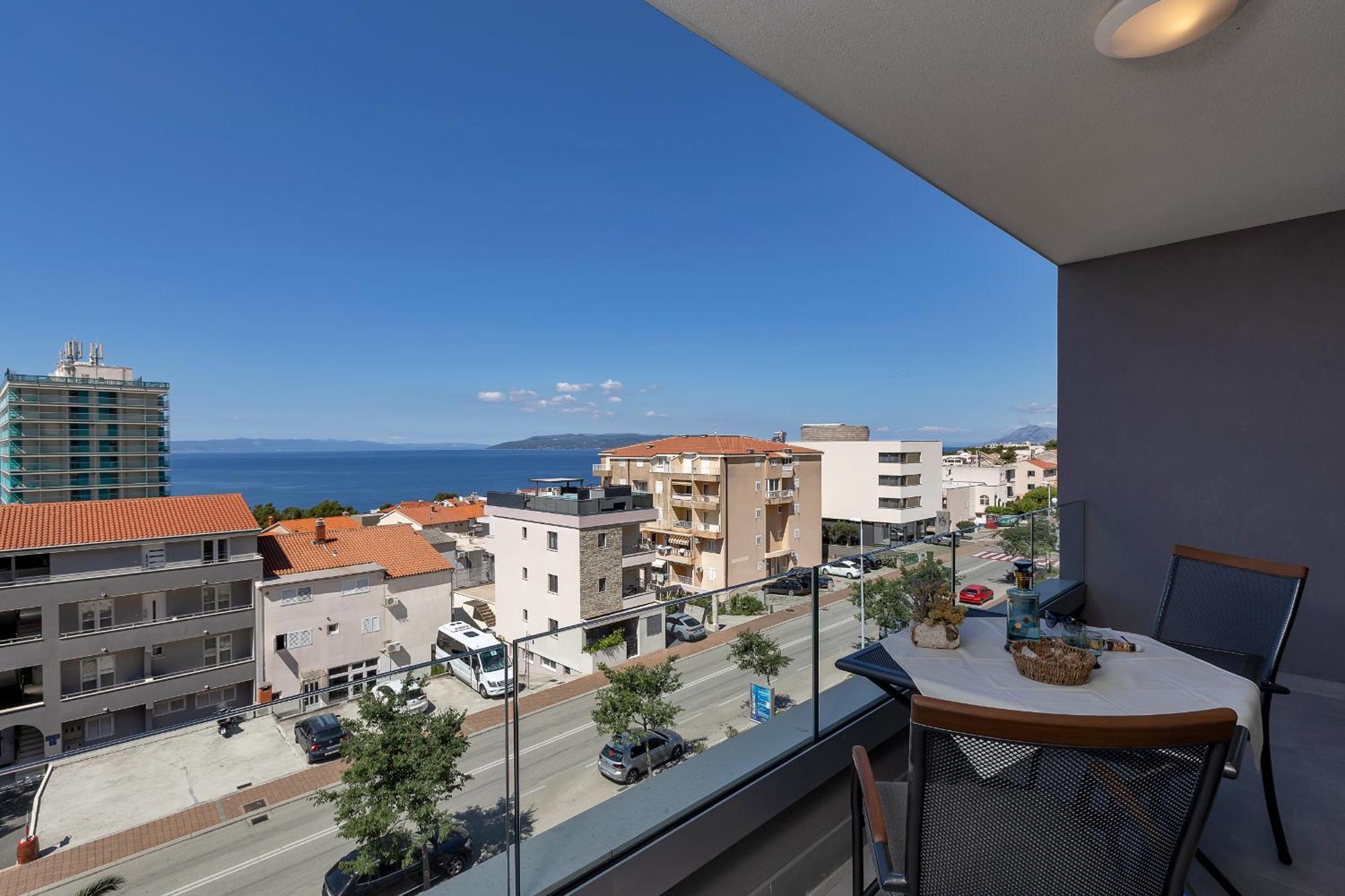 Apartments Dany Makarska Bagian luar foto