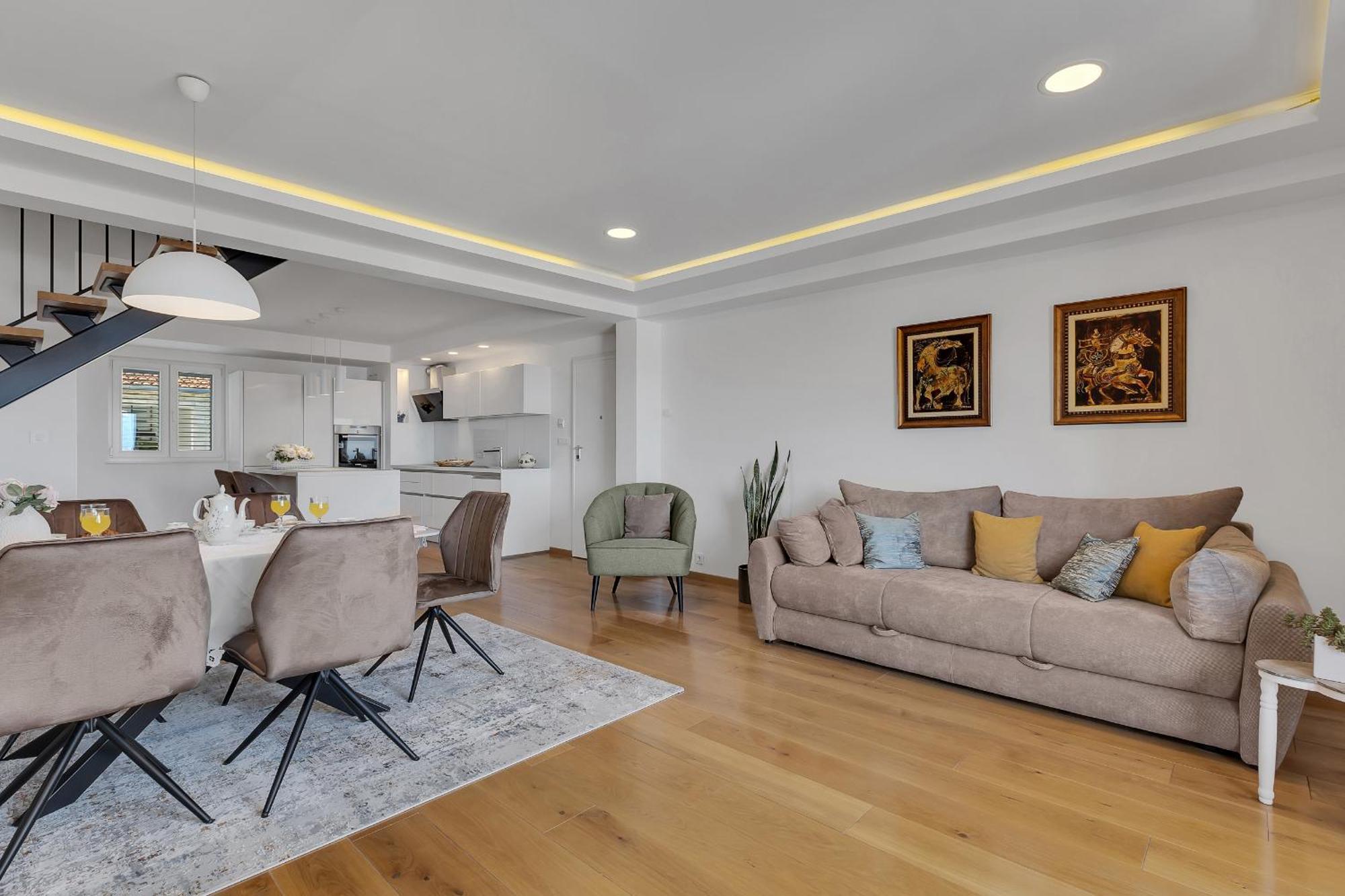 Apartments Dany Makarska Bagian luar foto